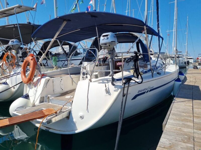 Bavaria 38C – Göcek Yelkenli Tekne Konaklama