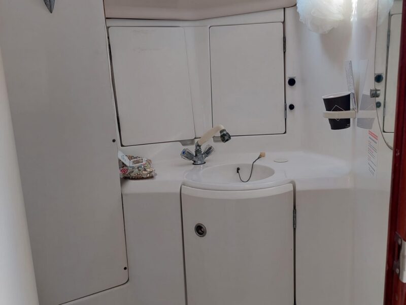 Fethiye Teknede Konaklama: Beneteau 36 | Ece Saray Marina