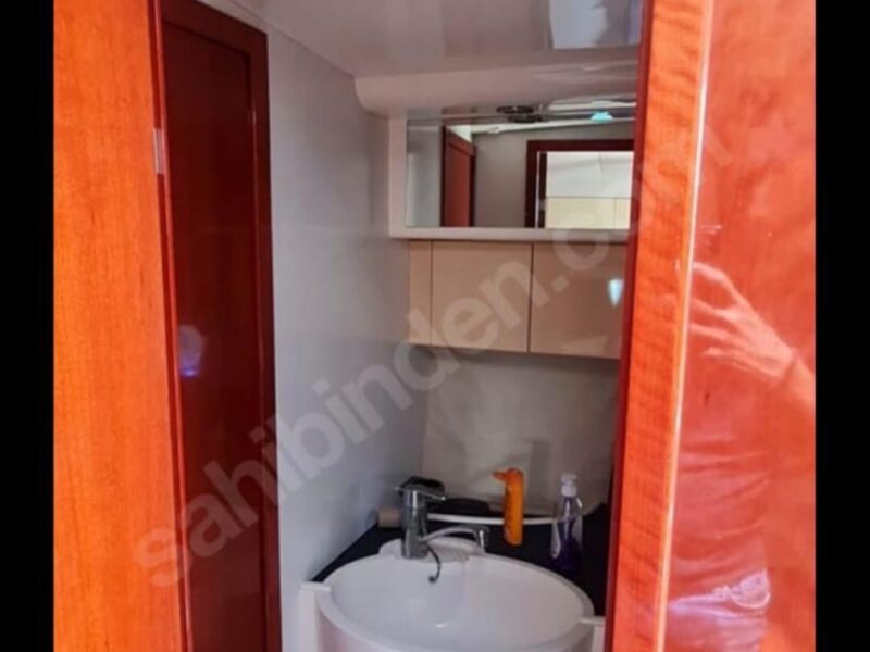 Didim Teknede Konaklama – 2 Kabinli Fairline 37