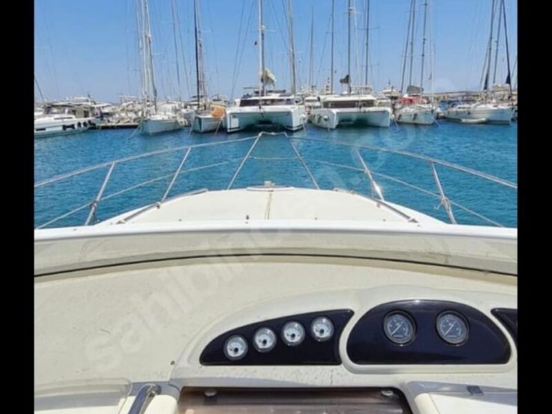 Didim Teknede Konaklama – 2 Kabinli Fairline 37