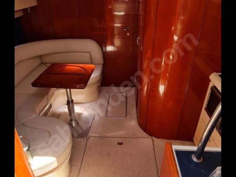 Didim Teknede Konaklama – 2 Kabinli Fairline 37